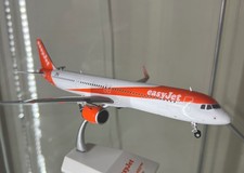 JC Wings 1:200 Easyjet