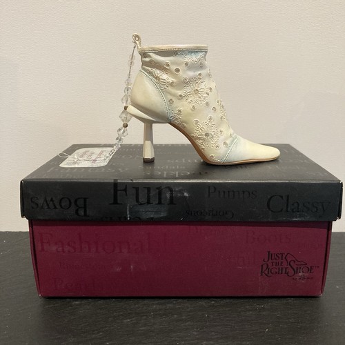 Just the right shoe raine - the,
