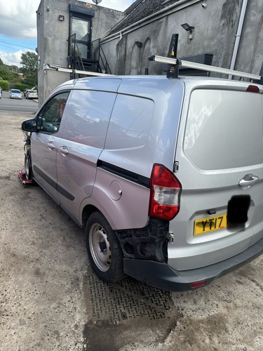 Breaking ford transit courier - breaking,