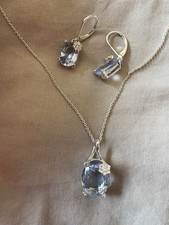 Avon Jewellery Set