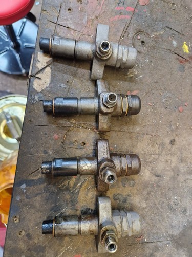 Ferguson tef20 injectors - ferguson,