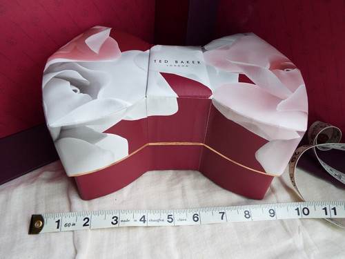 Ted baker precious petals gift - ted,