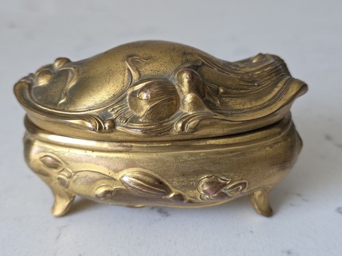 Antique 1910 mfg co - co, art