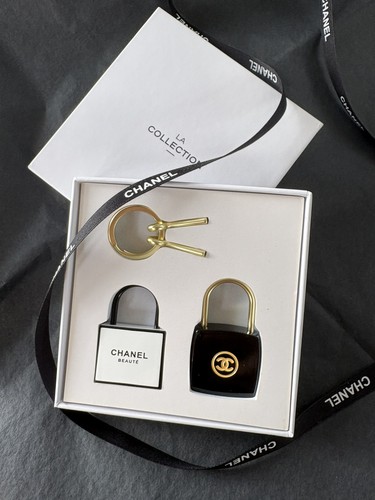 Nwt chanel padlock key set - nwt,