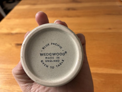 Wedgwood blue pacific - pacific, lidded