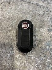 USED FIAT 3 BUTTON REMOTE CAR KEY FOB IN WORKING ORDER. (REF 439/3)