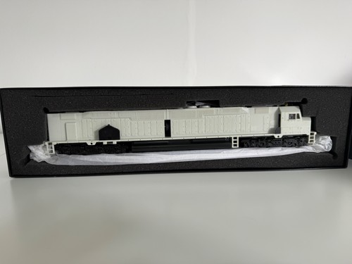 Bachmann spectrum emd dd40ax - bachmann,