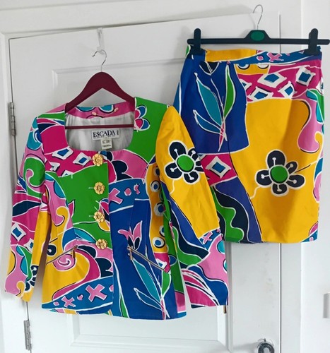 Striking original escada - striking,
