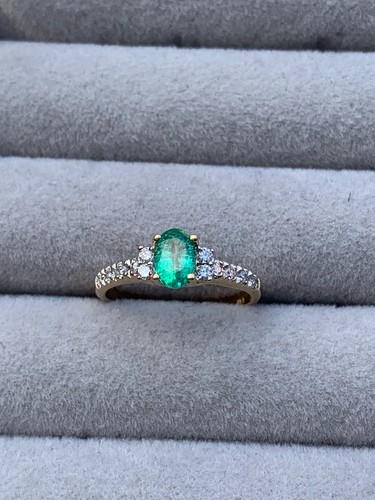 18k solid gold - iliana, emarald