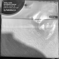 KING SIZED COTTON DUVET & 2