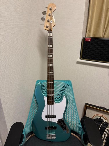 Squier affinity series - affinity, active