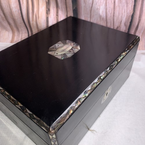Ladies jewellery work box - jewellery, /work