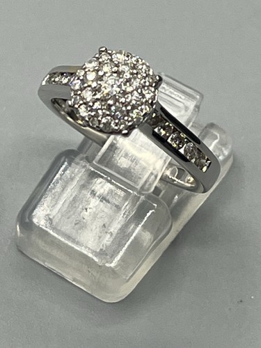 18ct white gold diamond - gold,
