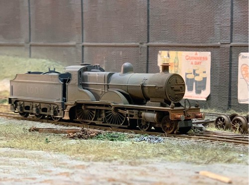 Gaug locomotive weathered - oo,