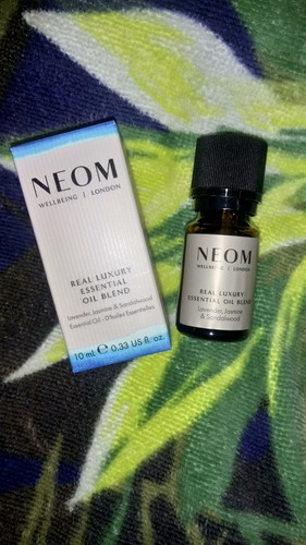 Neom real luxury - real,