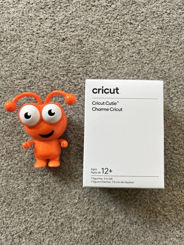 Cricut cutie collectible vinyl - cutie,