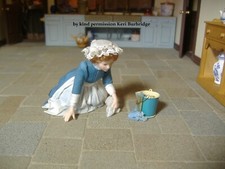 25 sq in Staceys 1:12 REAL