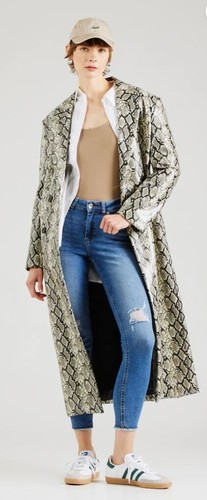 River island mid - island,