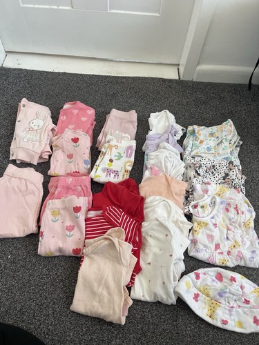 Baby girls clothes - ,