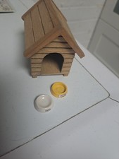 Dolls House Dog Kennel And Bowls. 12th Scale.