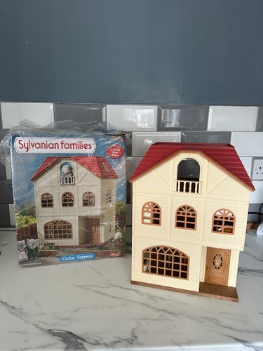 Sylvanian family cedar terrace - sylvanian,