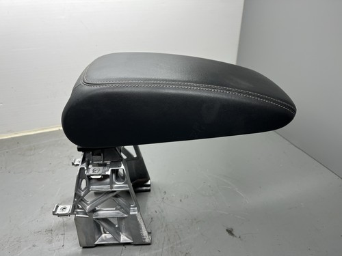 Audi line leather arm - s, s3