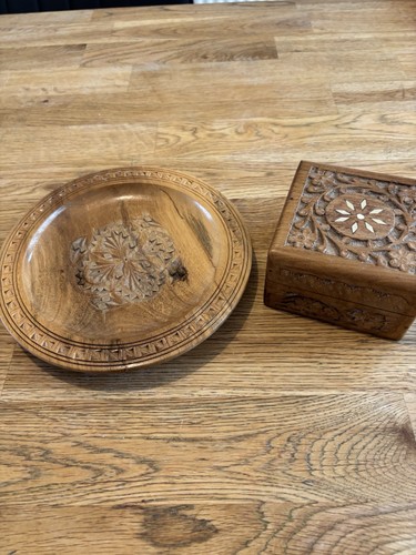 Hand carved wooden trinket box - hand,