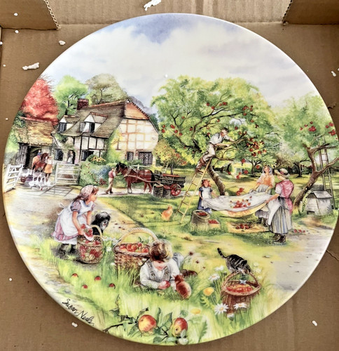 Collectable display plate - display,
