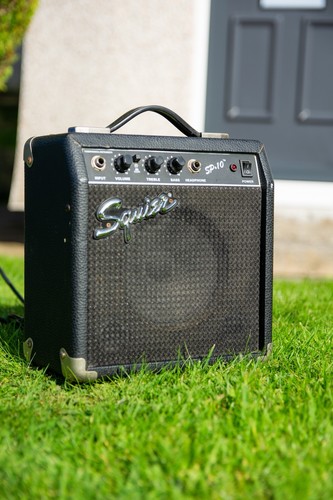 Fender squier small - squier,