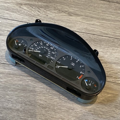 Bmw speedo clocks - 1.9,