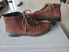 DR MARTEN LAHAVA Boots, Brown Suede, Fleece Lined, UK 7 , Very Good Condition