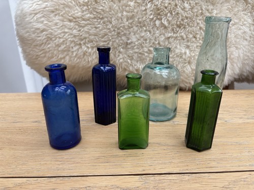Bundle antique glass - of, 6