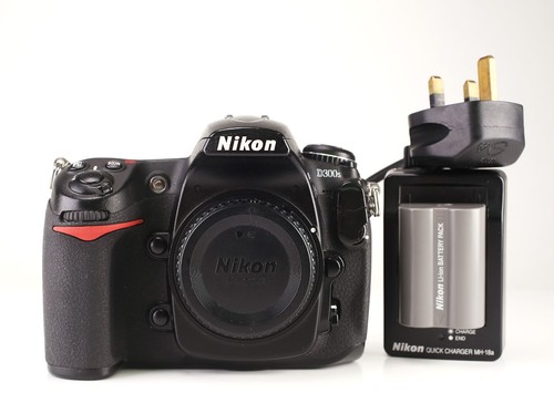 Nikon d300s dslr camera body - dslr,