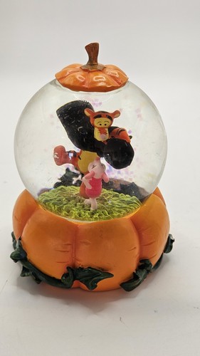 Disney store winnie the pooh - winnie,