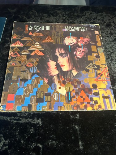 Siouxsie and the banshees - siouxsie, a