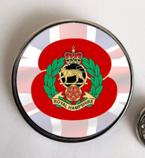 Royal Hampshire Regiment Poppi lapel pin badge 25mm remembrance