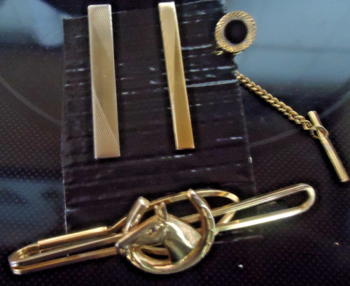 Vintage job lot tie - 4, clips