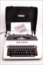 ++ Nice SILVER REED 500 Vintage Working Portable Typewriter & Case ++