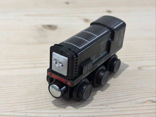 Thomas wooden railway diesel - wooden,