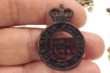 MILITARY BADGE THE BLUES AND ROYALS REGIMENT 3.75CMS X 2.75CMS (391)