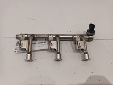 Ford Fiesta Ecoboost 1.0 2013-2017 FUEL INJECTOR RAIL DM5G-9H487-AA
