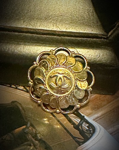 Chanel button authentic - chanel,