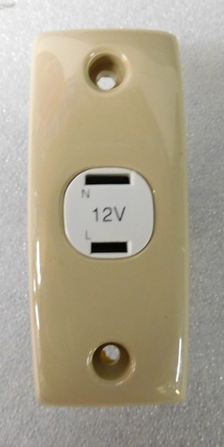 Clipsal electrics 12v pin - electrics,