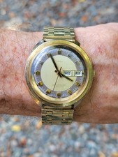 W/Running Video:Sharp! Vintage