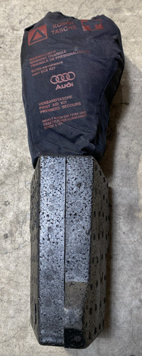 Audi first aid - 8z, bag