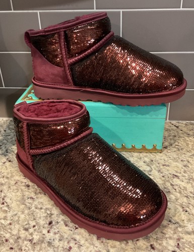 Ugg women classic - women's, sz