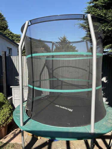 8ft round steel trampoline - round,