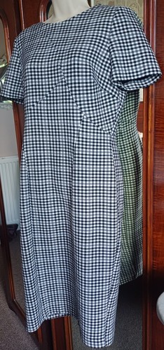 Marks and spencer check - spencer,
