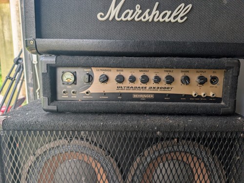Behringer ultrabass bx300t - behringer,