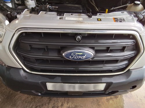 Front grille ford transit - front,